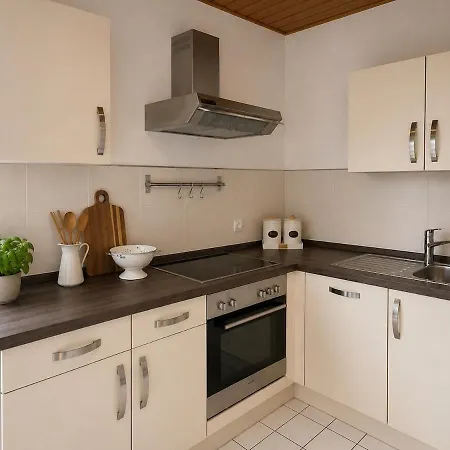 Gemuetliche Landhauswohnung Direkt Am Diemelsteig * Diemelsee